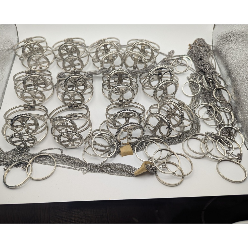 Vtg Coin Bezel Jewelry Dealer Set 24 Bracelets‎ 38 Necklaces Case Action PGH PA